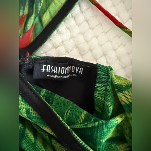 Bodysuit - Picture 5 of 6